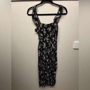 American Eagle Floral Jumpsuit - XS Flowy Summer